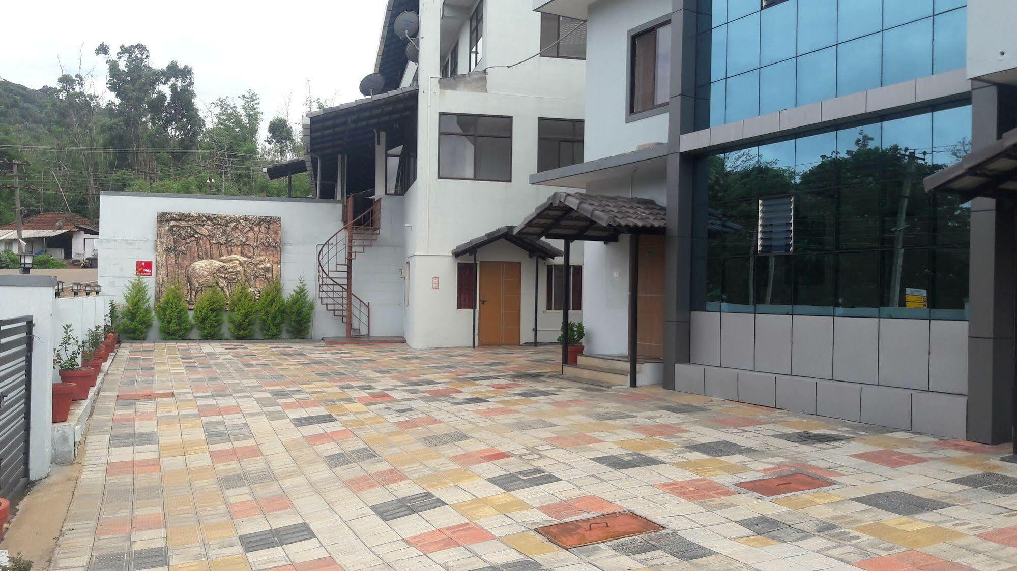 Woodstock Resorts Мадикери Екстериор снимка